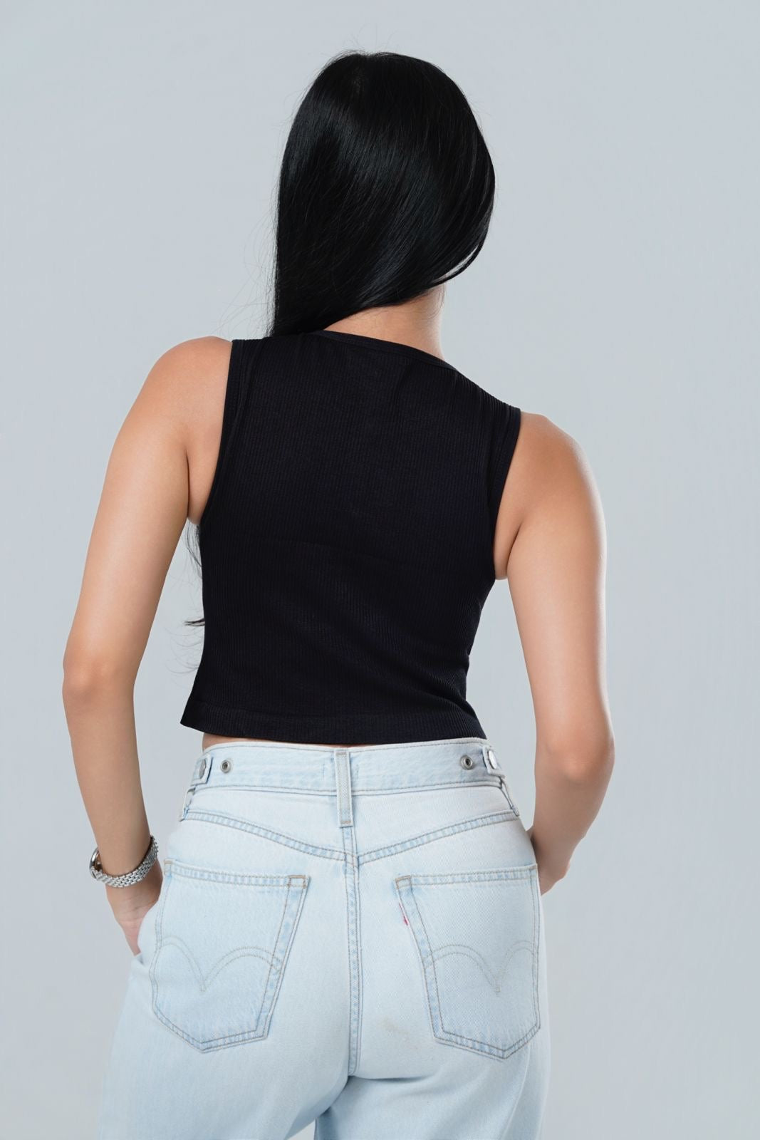 Metallic Clasp Ribbed Top