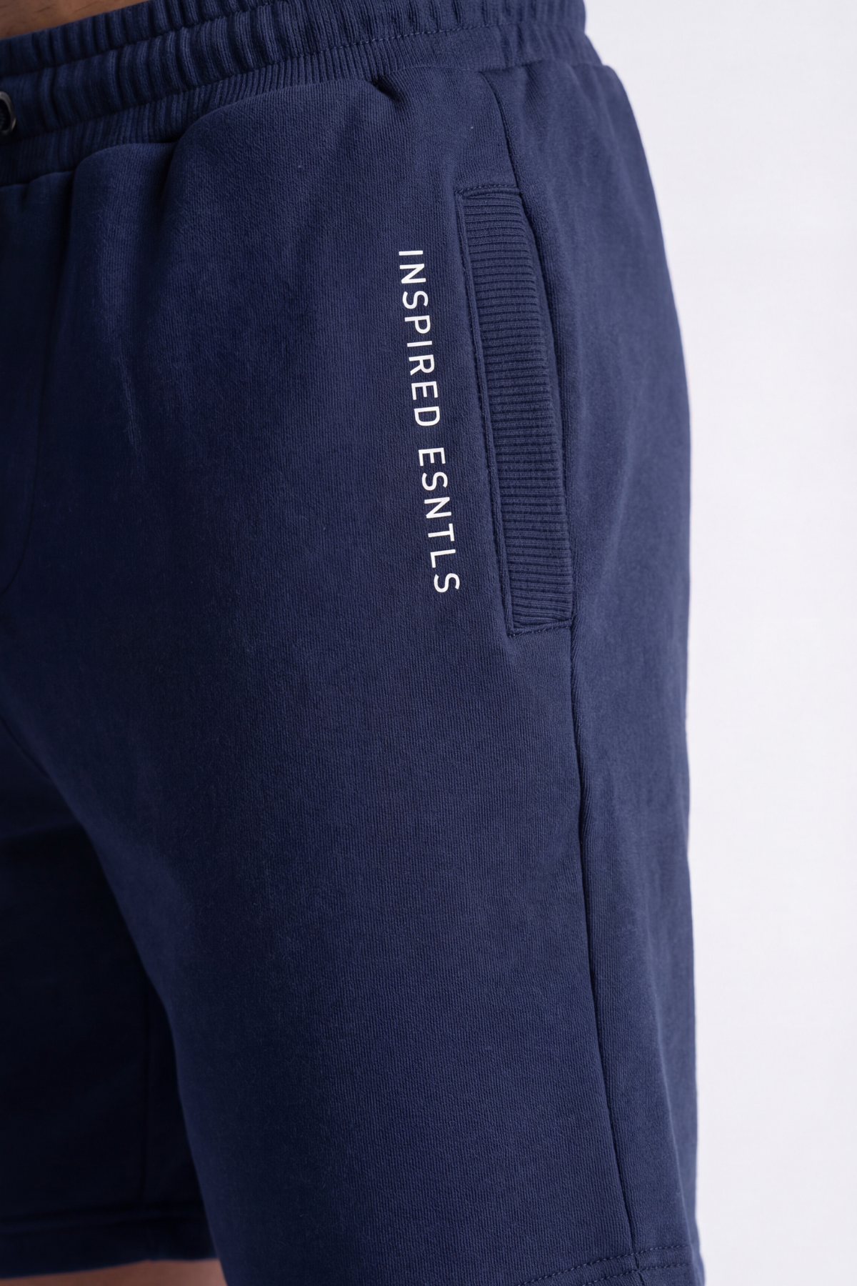 INSPIRED ESNTLS Short