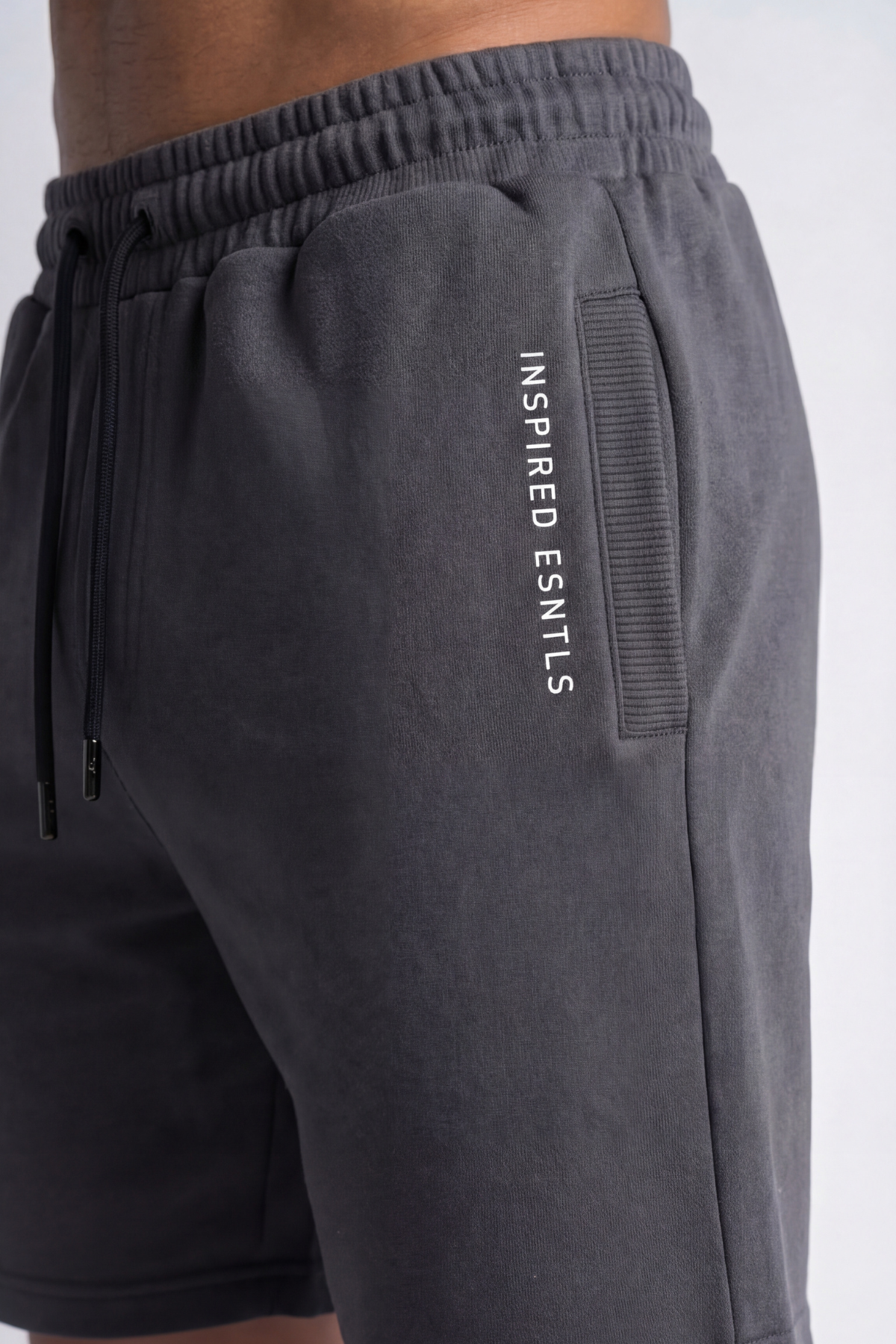 INSPIRED ESNTLS Short