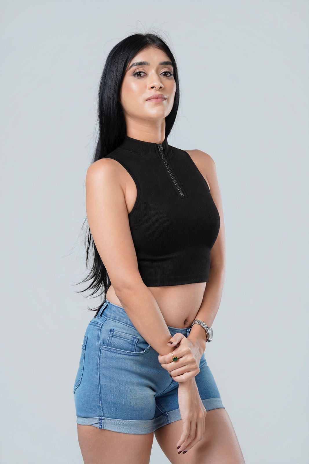 Siena Seamless High-Neck Quarter-Zip Crop