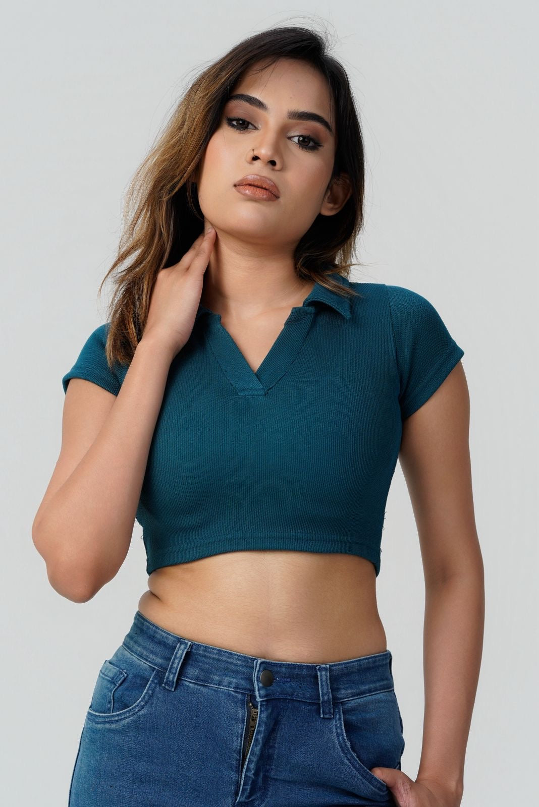 Sculpt V-Neck Ribbed Crop Top