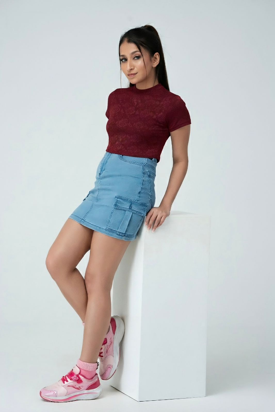 Rose Emboss Crop Tee